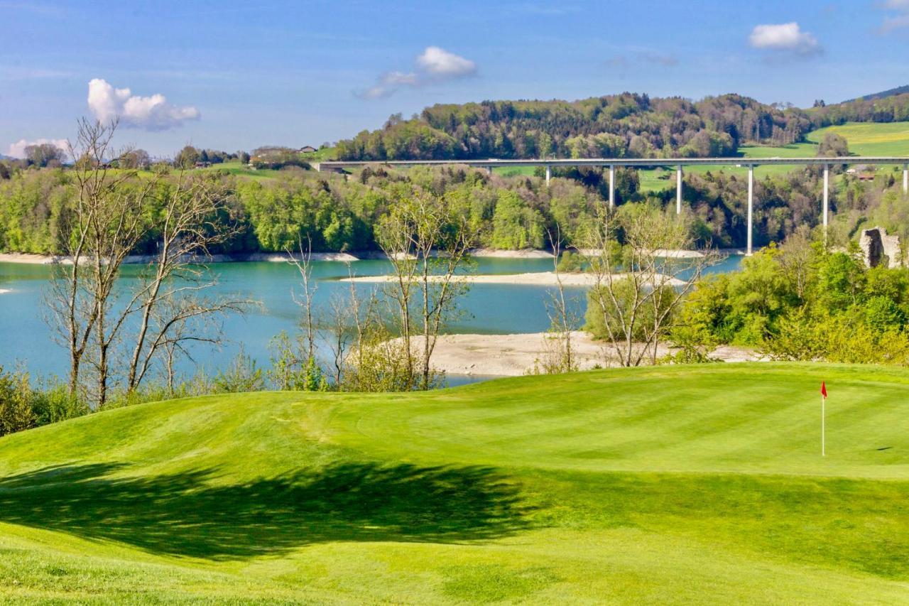 Hotel-Restaurant La Terrasse, Golf De La Gruyere Pont-la-Ville Zewnętrze zdjęcie